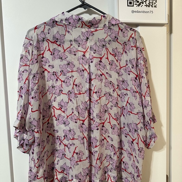 Floral Sheer Button-Up Blouse - Picture 5 of 8